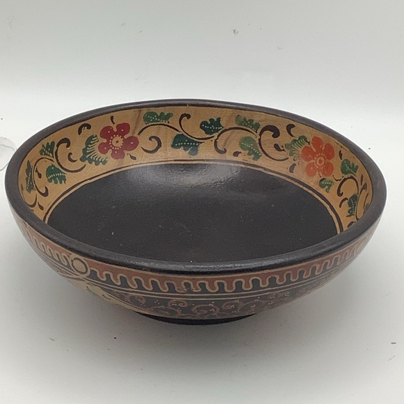 Handcrafted Batik Decorative Wood Bowl - Picture 4 of 16